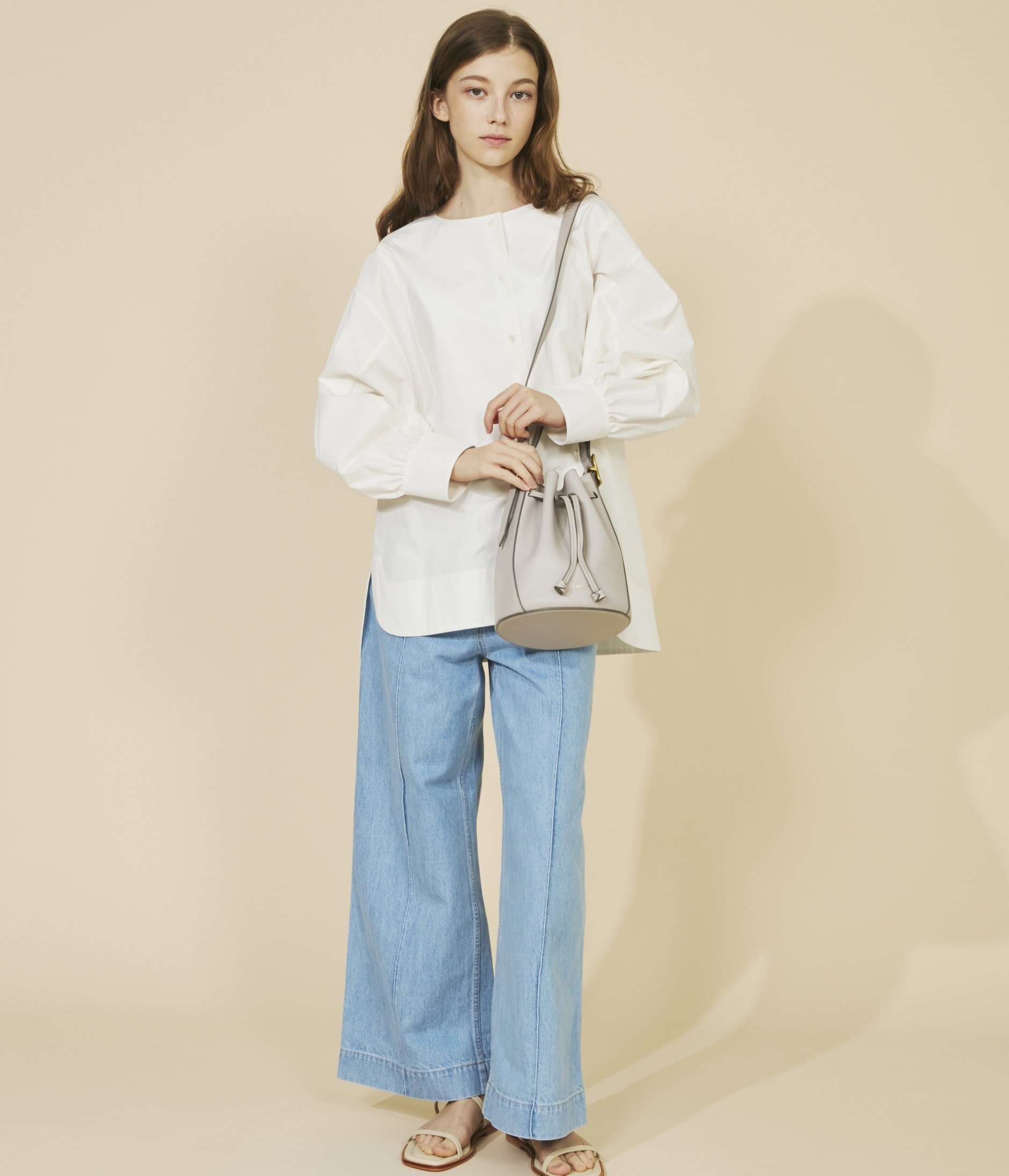 WIDE LEG CROPPED JEANS w TUCK