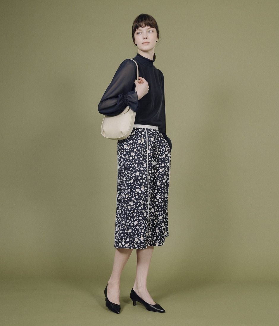 FLOWER PRINT PIPING DETAIL SKIRT 詳細画像 NAVY 9