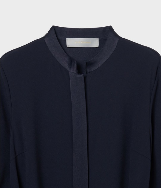 SATIN STAND COLLAR DRESS 詳細画像