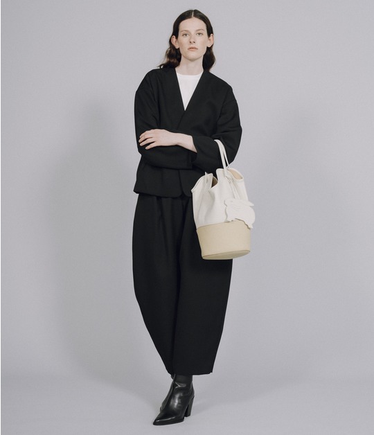 ROUND TROUSERS 詳細画像