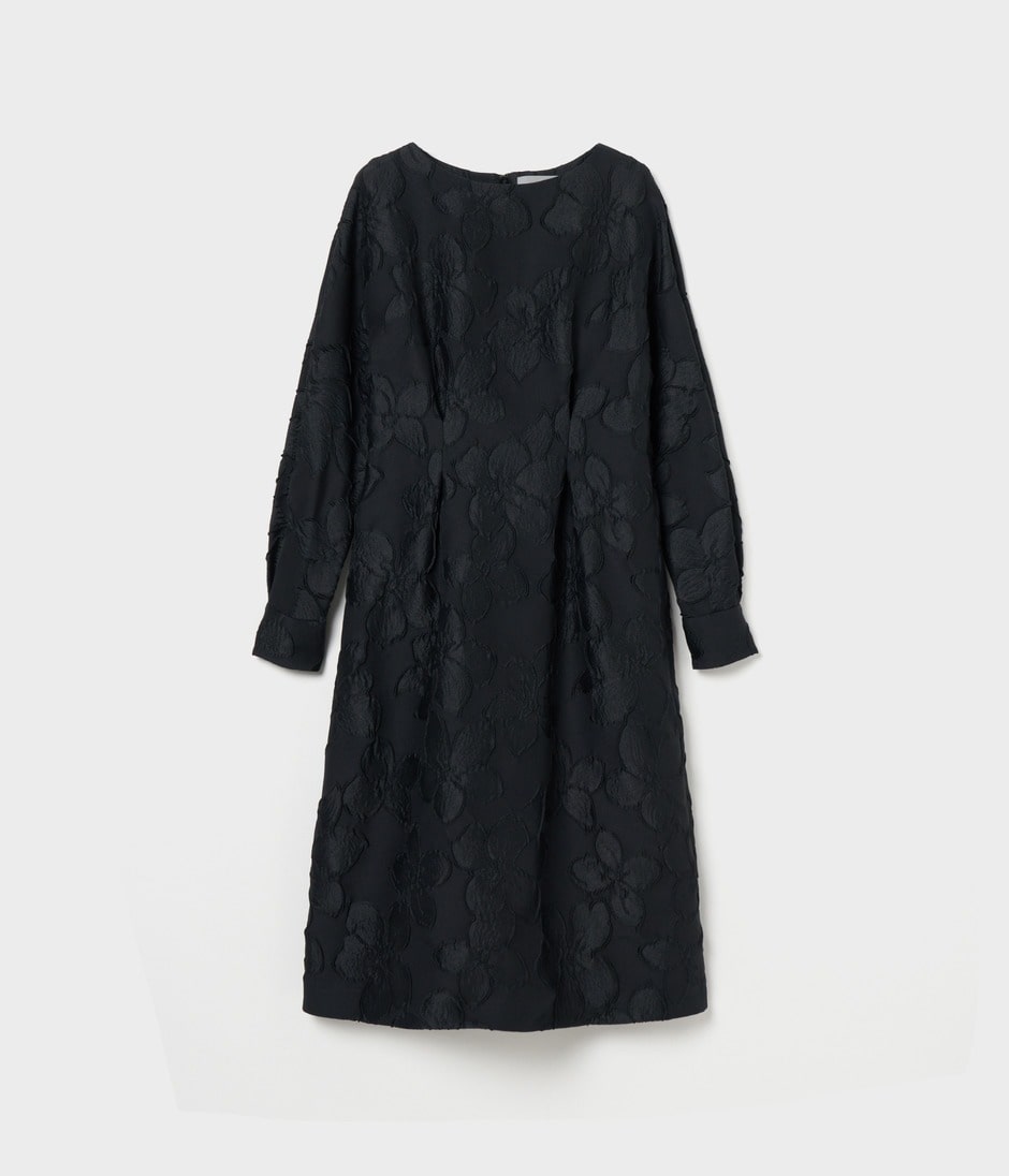 FLOWER MATELASSE DRESS 詳細画像 COMPLETELY BLACK 1