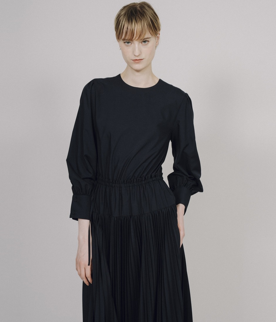 FAN PLEATS DRESS 詳細画像 NAVY 10