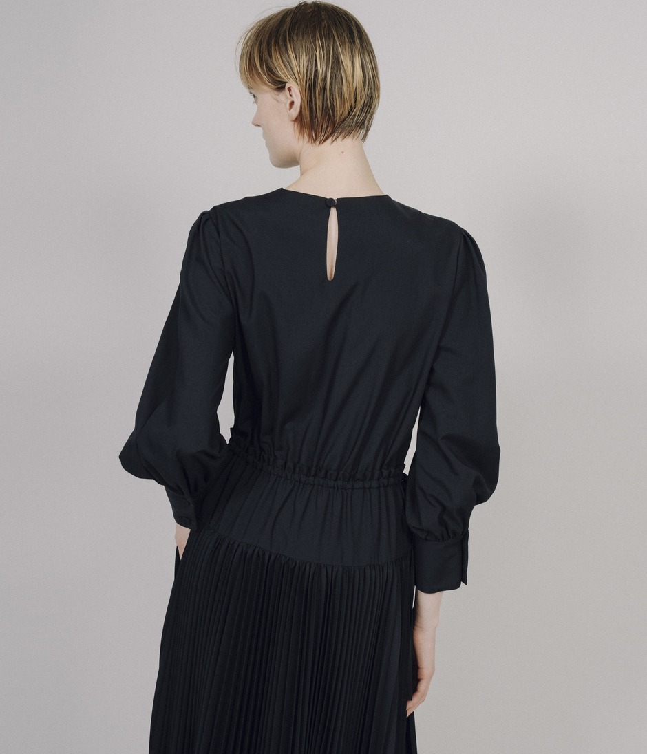 FAN PLEATS DRESS 詳細画像 NAVY 11