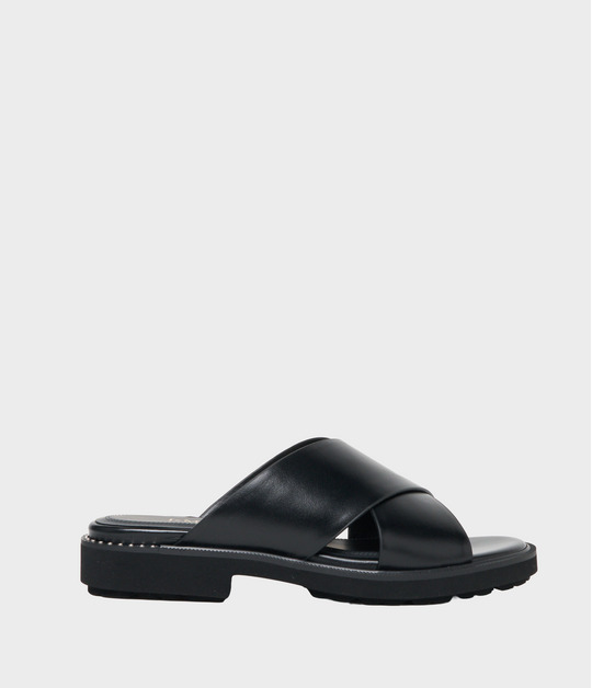 CROSSOVER SANDAL