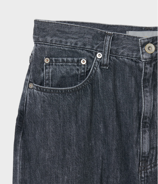 Tapered denim 詳細画像