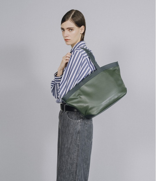VOYAGE TOTE M 詳細画像